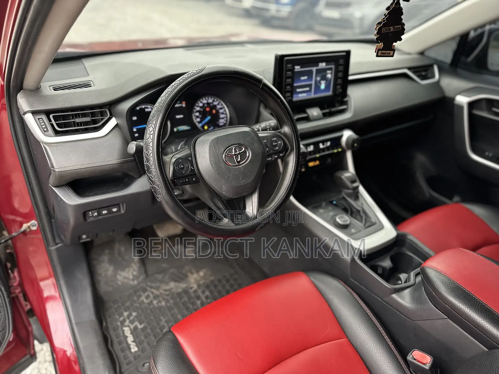 Toyota RAV4 2020 Burgundy
