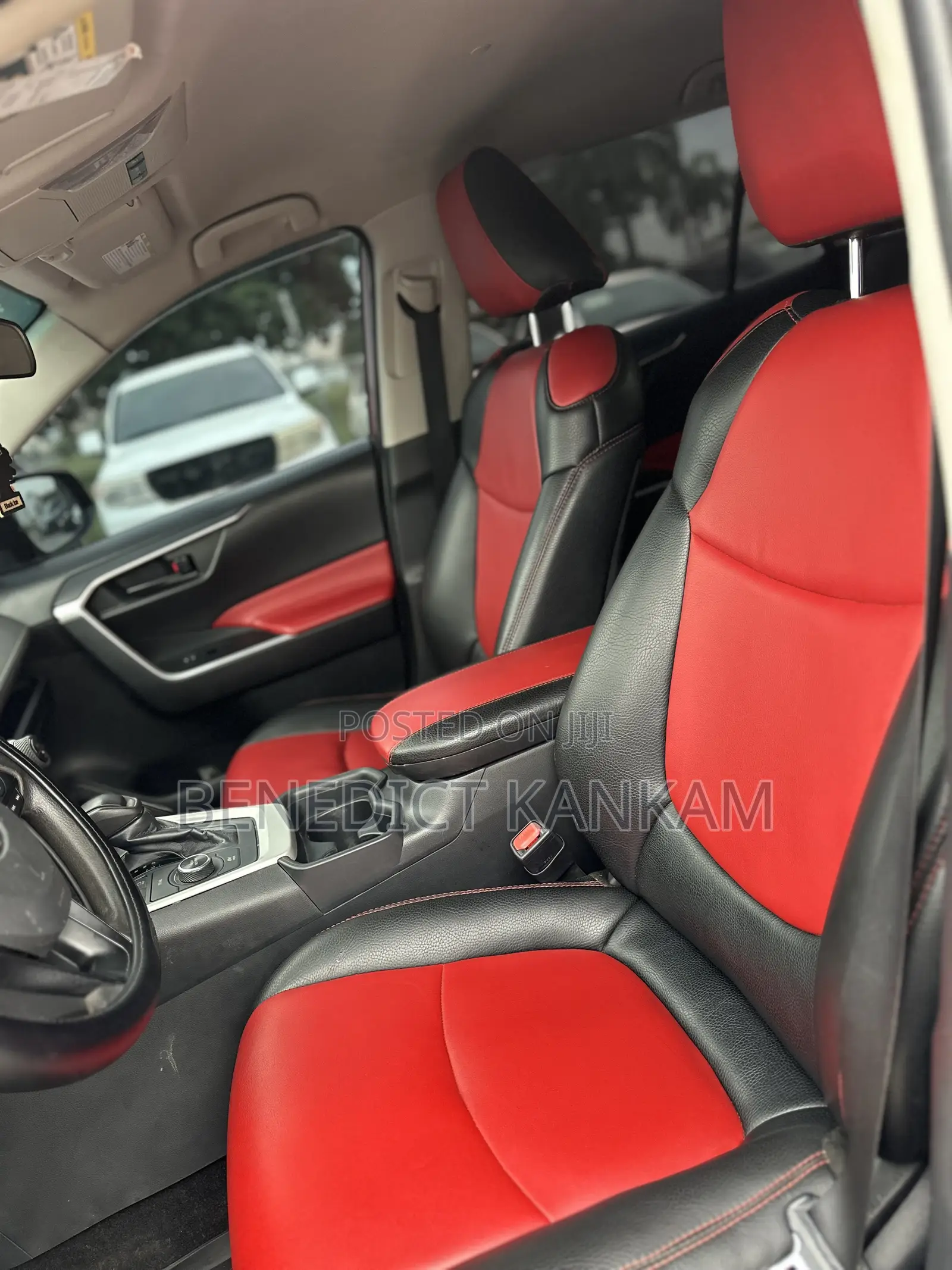 Toyota RAV4 2020 Burgundy