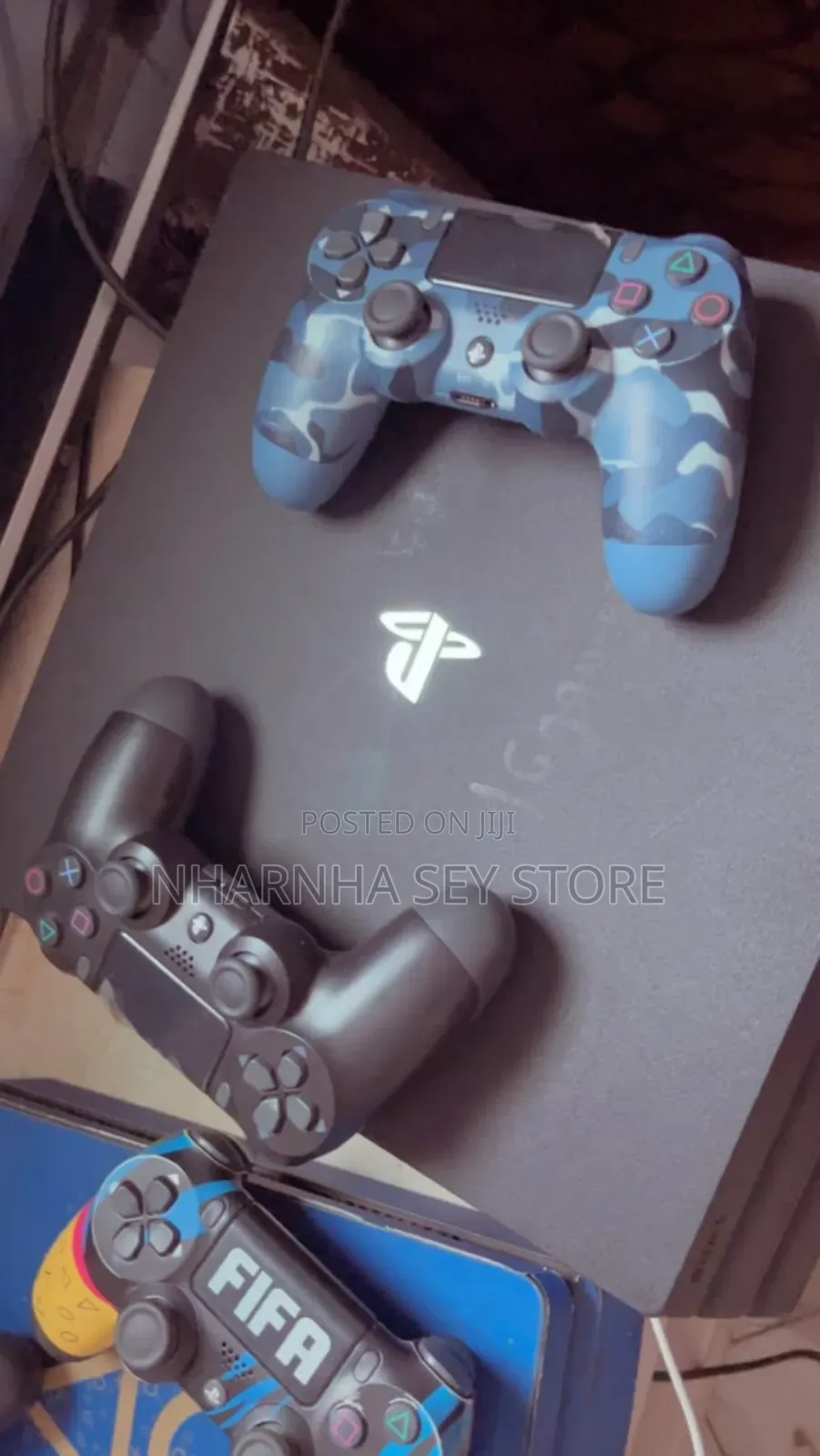 Play Station 4 Pro 1TB