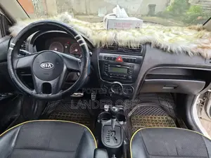 Kia Morning 2011 White