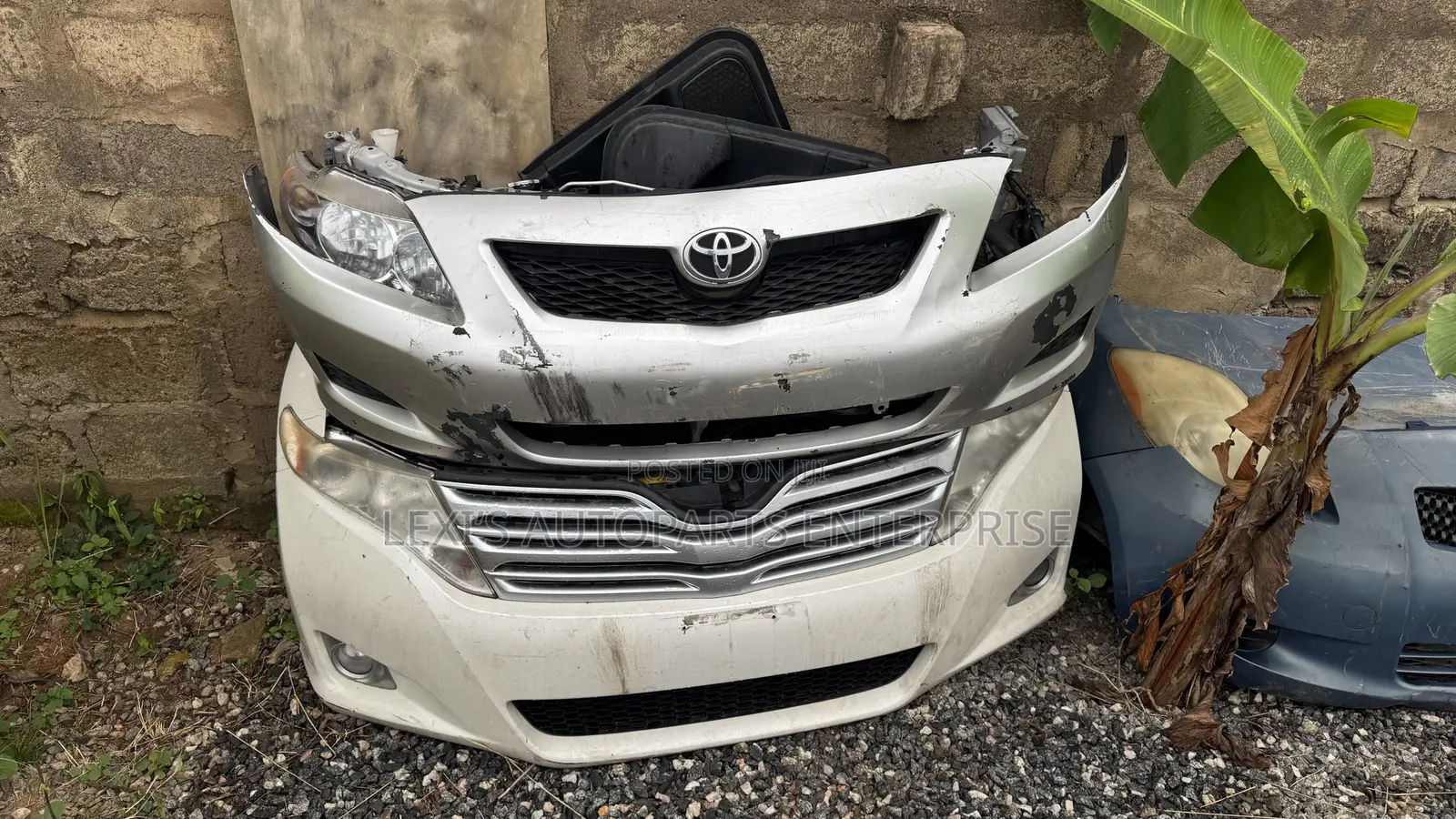 Toyota Corolla 2009,2010,2011,2012 Front Cut /Nose Cut Available