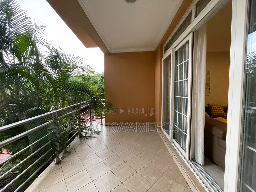 3bdrm Mansion in Madina, Estate for rent