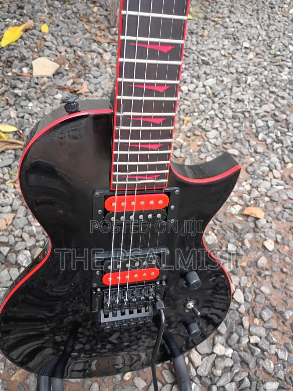 Kramer Assualt 220 Lp Guitar in Case