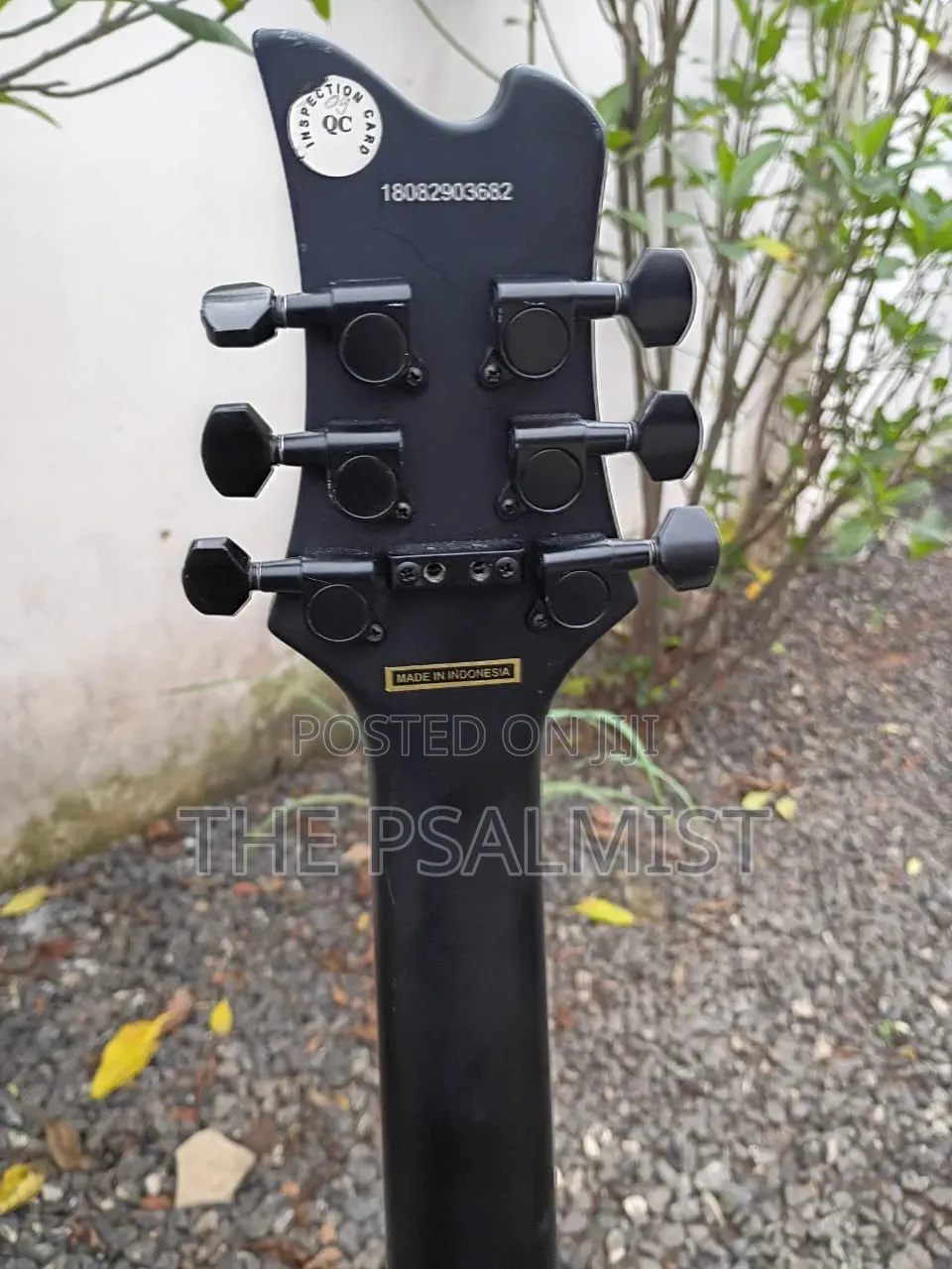 Kramer Assualt 220 Lp Guitar in Case