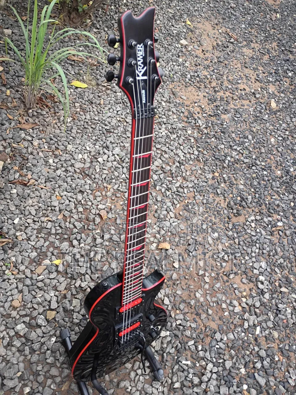 Kramer Assualt 220 Lp Guitar in Case