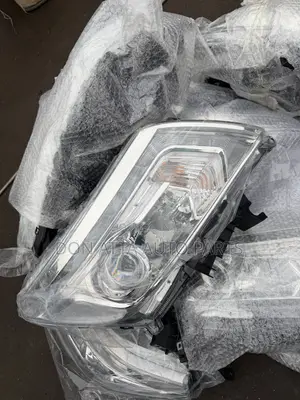 Nissan Navara 2016-2020 Headlight Available