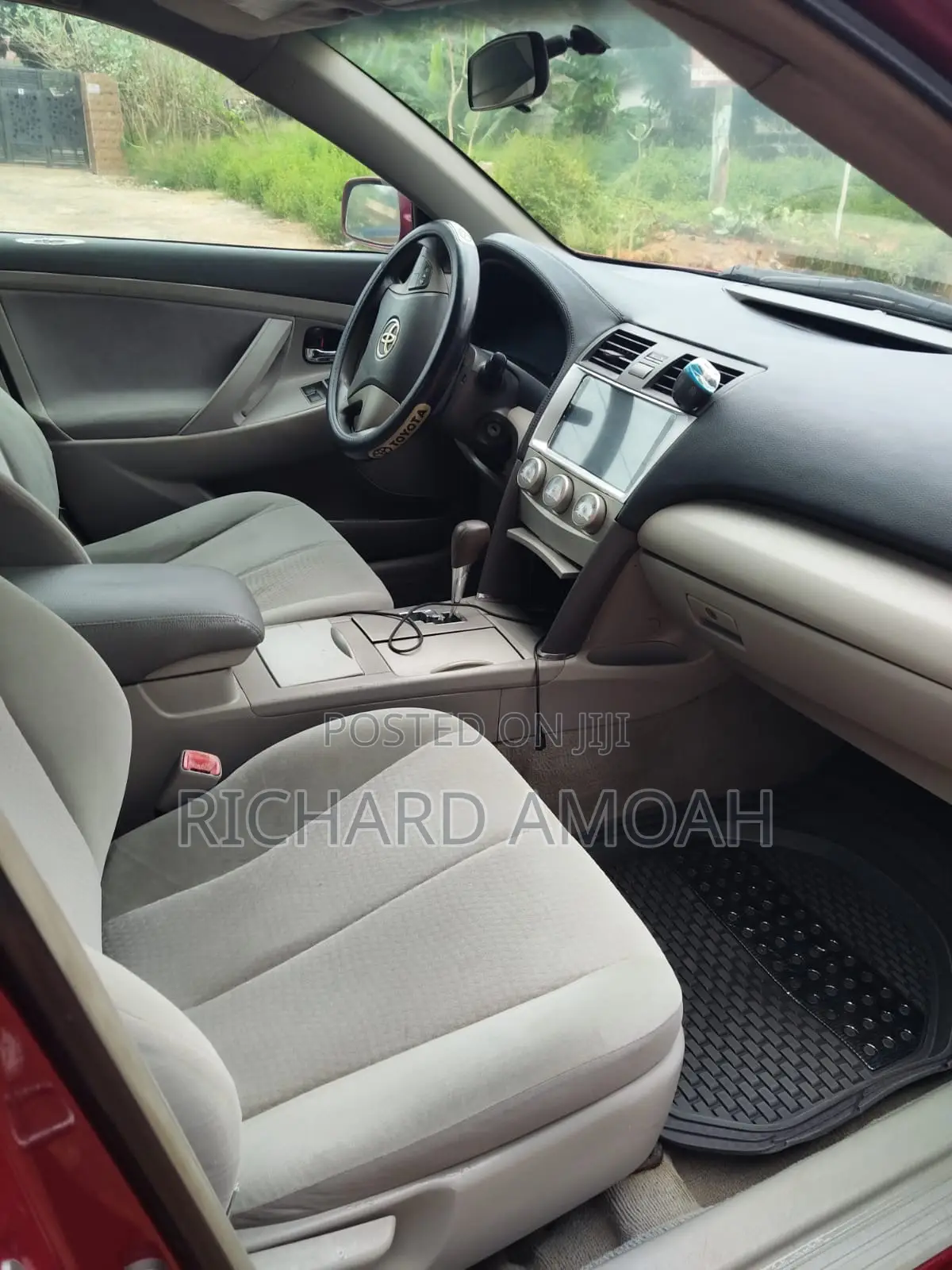 Toyota Camry 2010