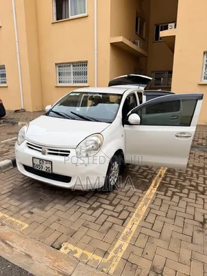 Toyota Passo 2012 White