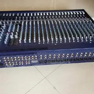 Yamaha Mg24/14fx Channel Mixer With Dual Efx