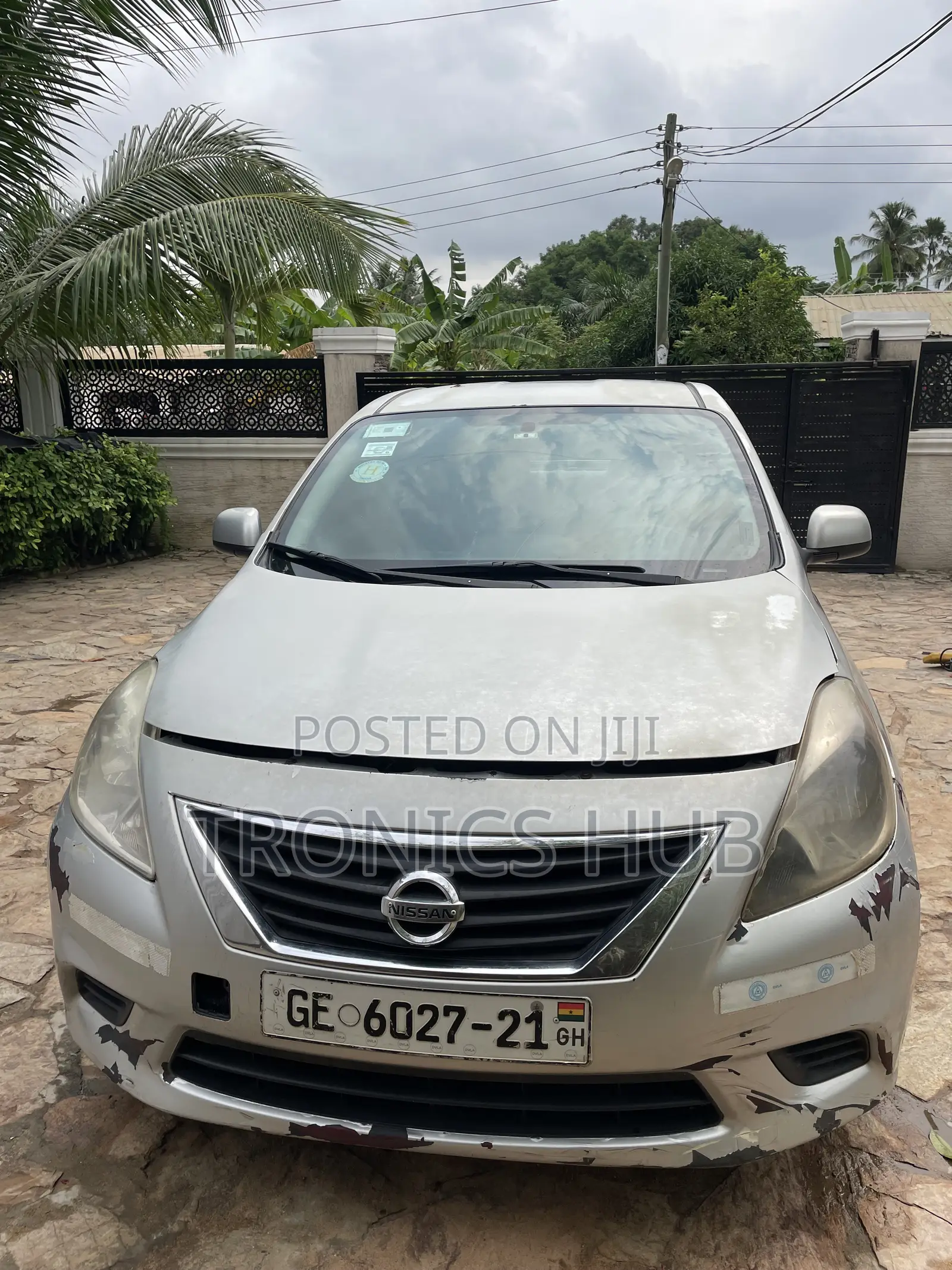 Nissan Versa 1.6 SV 2013 Silver