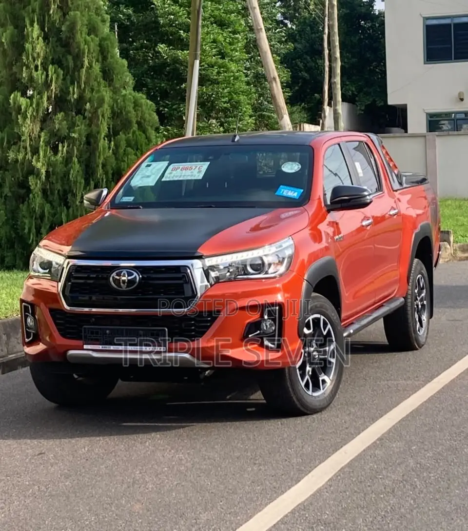Toyota Hilux 2019 Orange