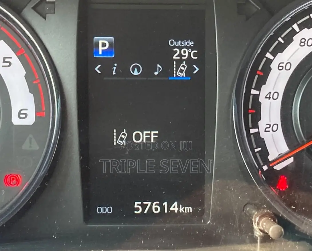 Toyota Hilux 2019 Orange