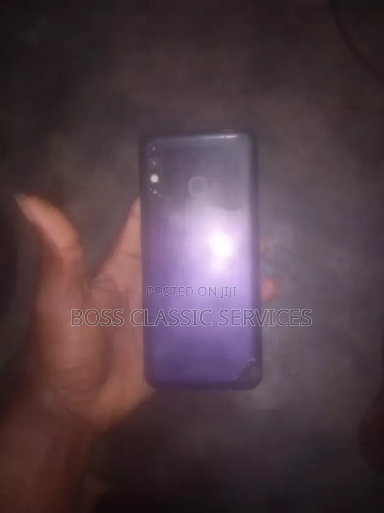 Infinix Hot 8 32 GB Purple