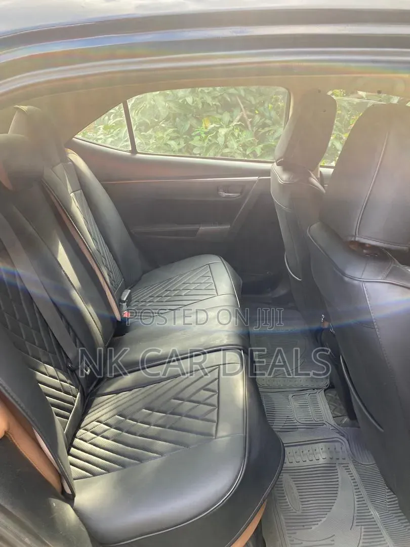 Toyota Corolla 2017 Black