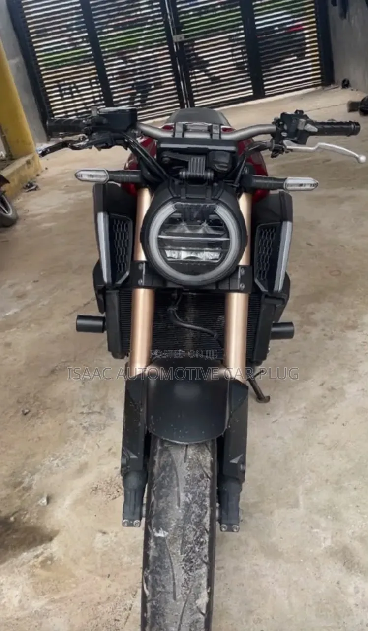 Honda CB 2020 Red