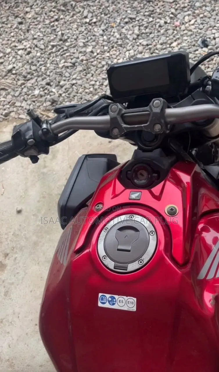 Honda CB 2020 Red