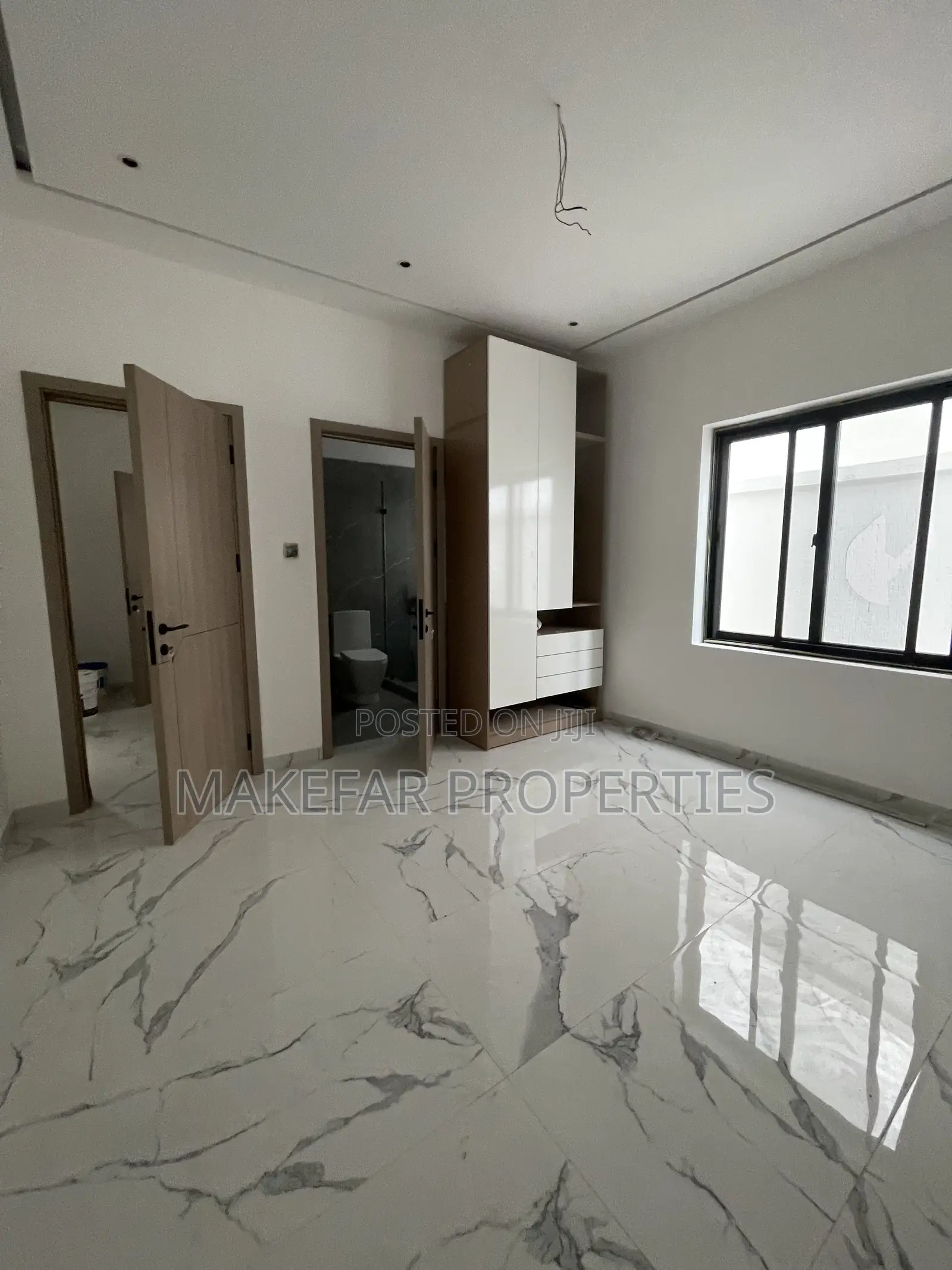 4bdrm House in Ashaley Botwe for sale