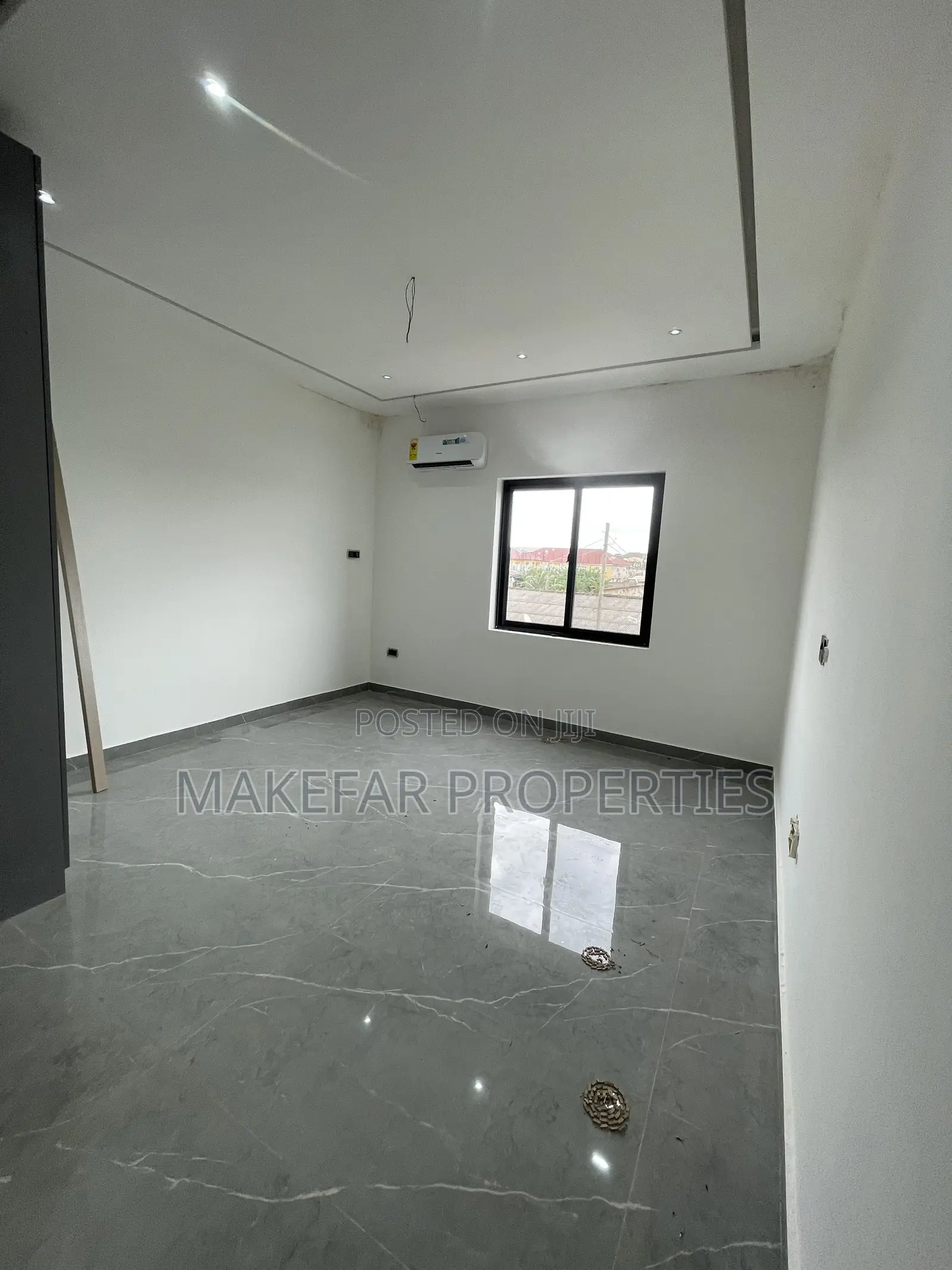 4bdrm House in Ashaley Botwe for sale