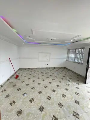 Furnished 1bdrm Room & Parlour in Dr.B Apartments, Old Barrier for rent
