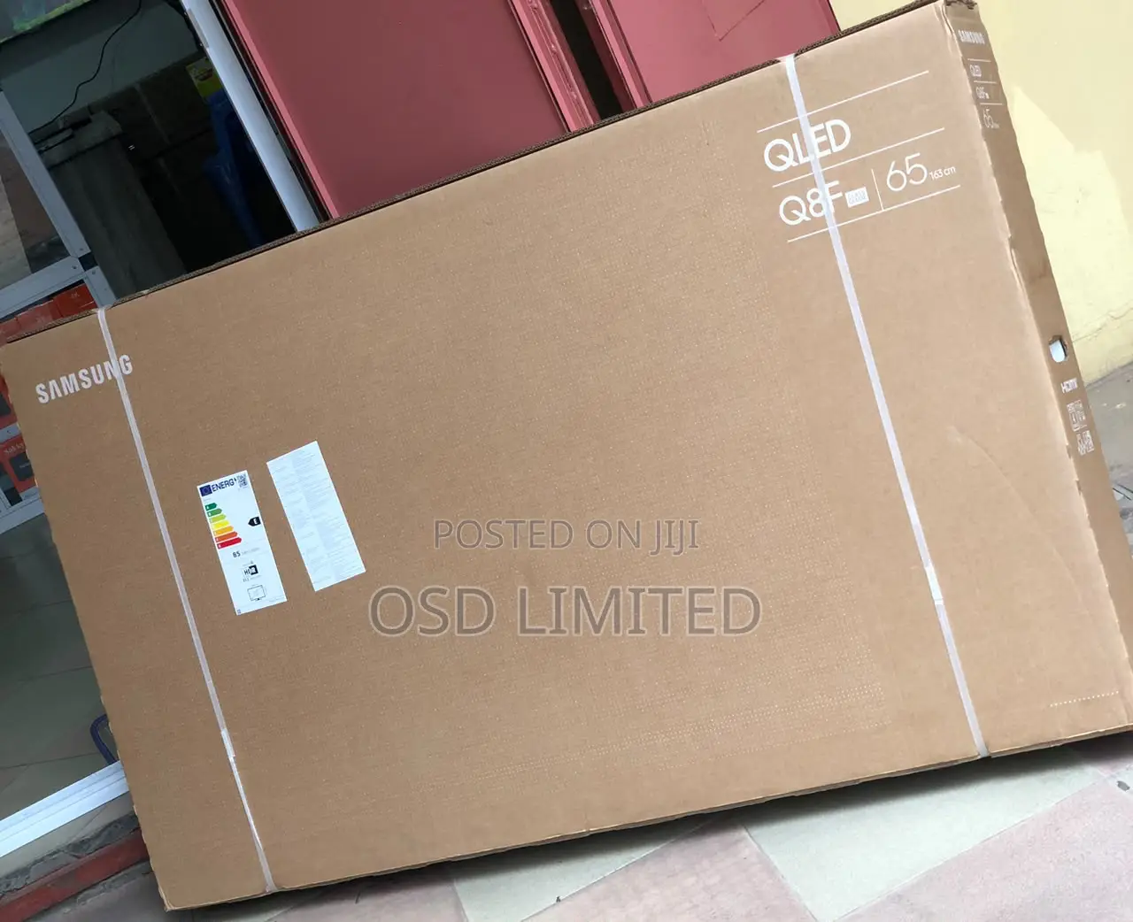 Deep Blacks, Bright Lights: Samsung 65" QLED Q8F