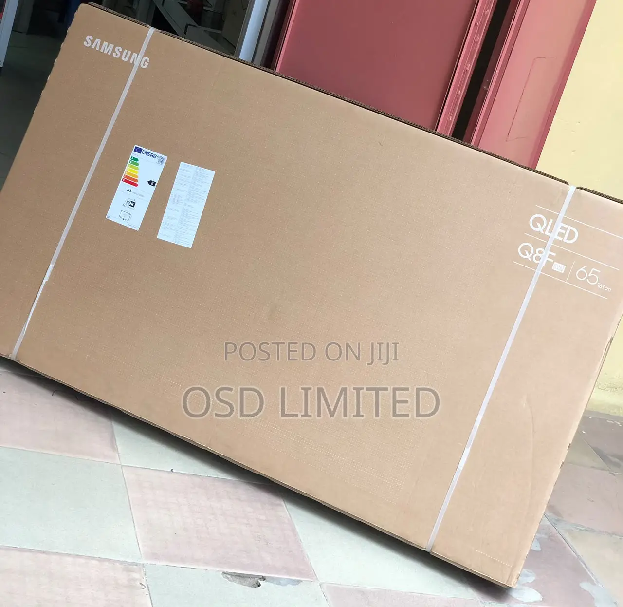 Samsung 65" Q8F QLED: The Ultimate 144 Hz Gaming Display