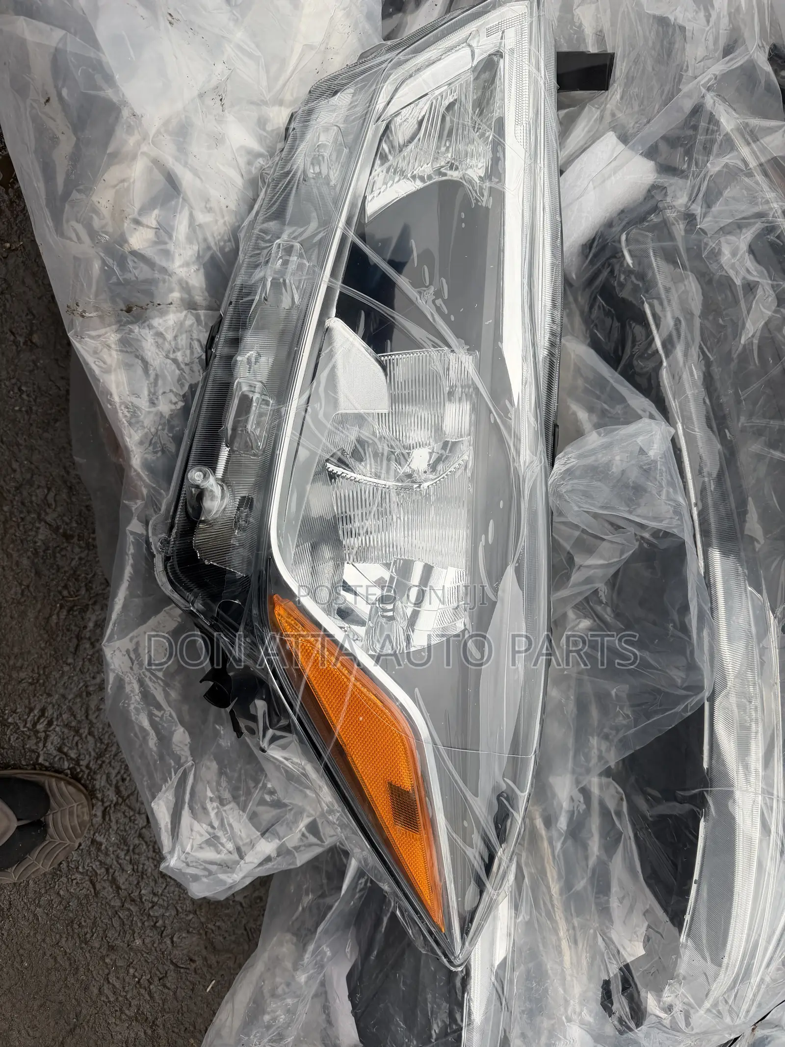 Nissan Kicks 2018-2020 Headlights Available