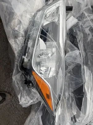 Nissan Kicks 2018-2020 Headlights Available
