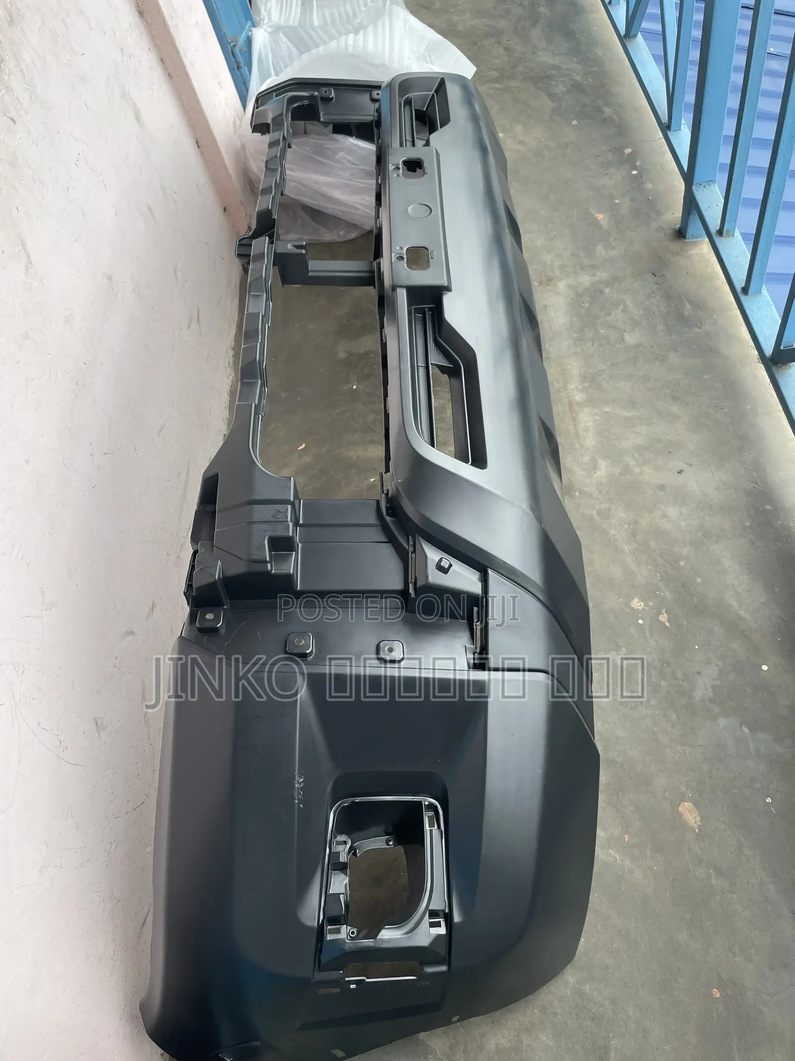 Toyota Hilux 2023 Adventure Complete Bumper