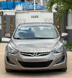 Hyundai Elantra SE 4dr Sedan (1.8L 4cyl 6A) 2015 Gold