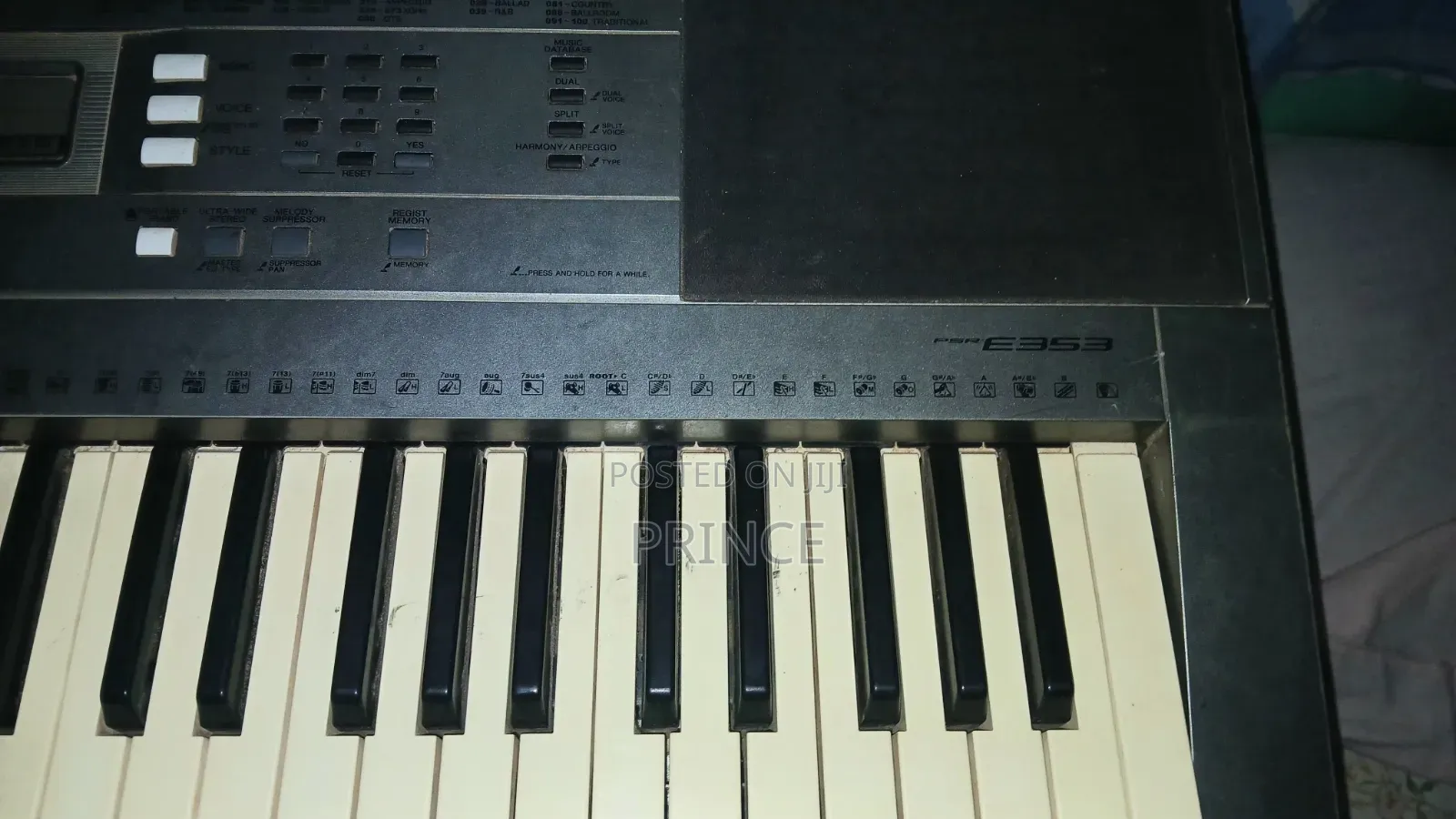 Yamaha Psre353