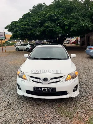 Toyota Corolla 2013 White