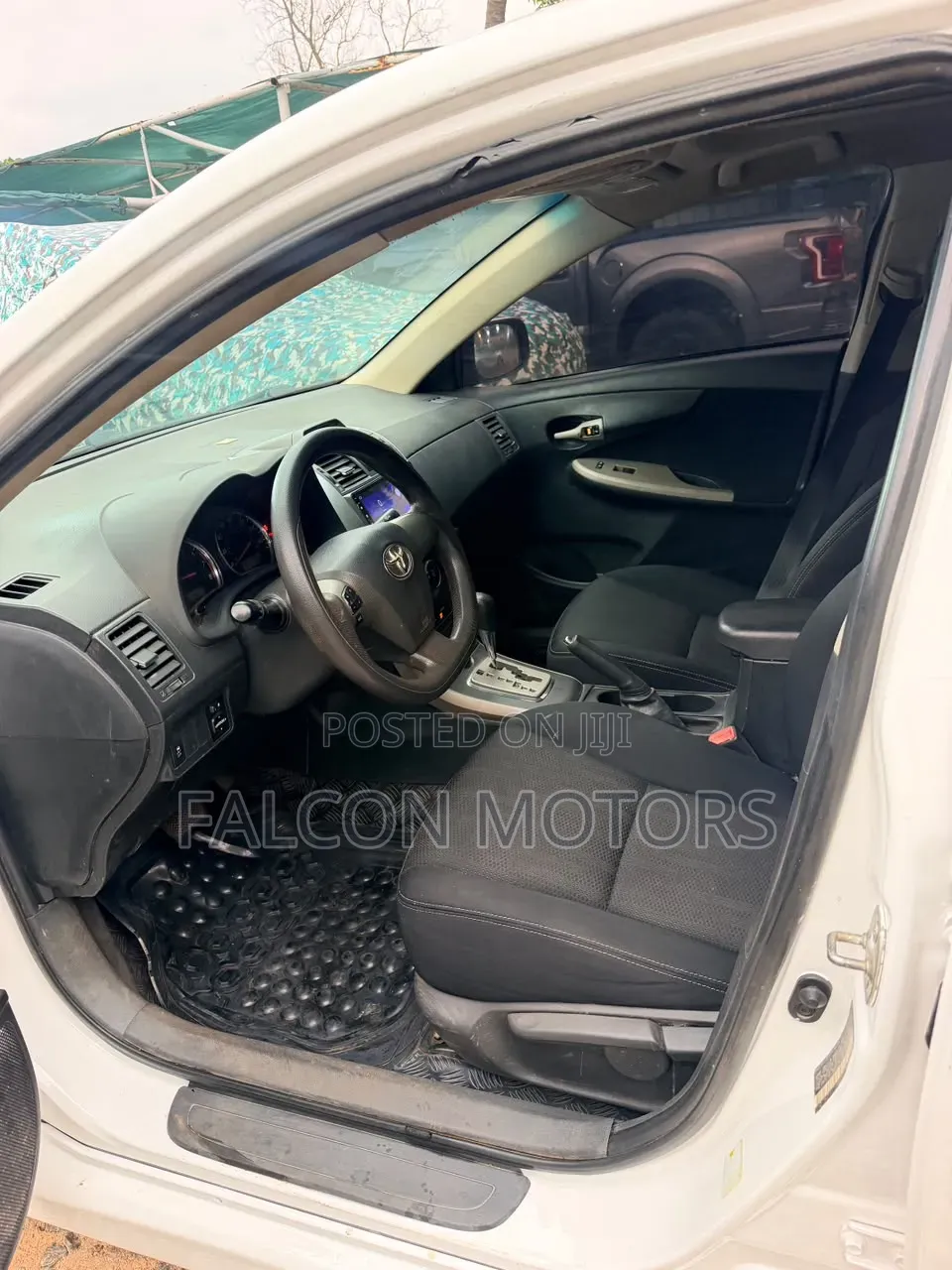 Toyota Corolla 2013 White