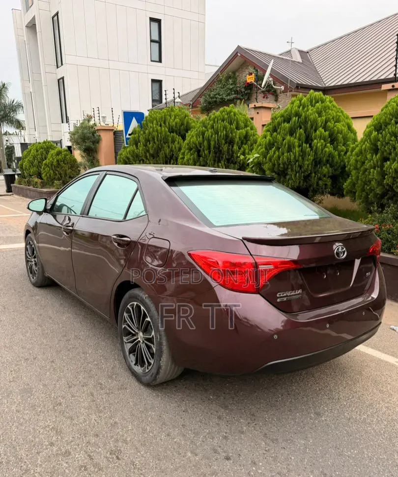 Toyota Corolla 2017 Red