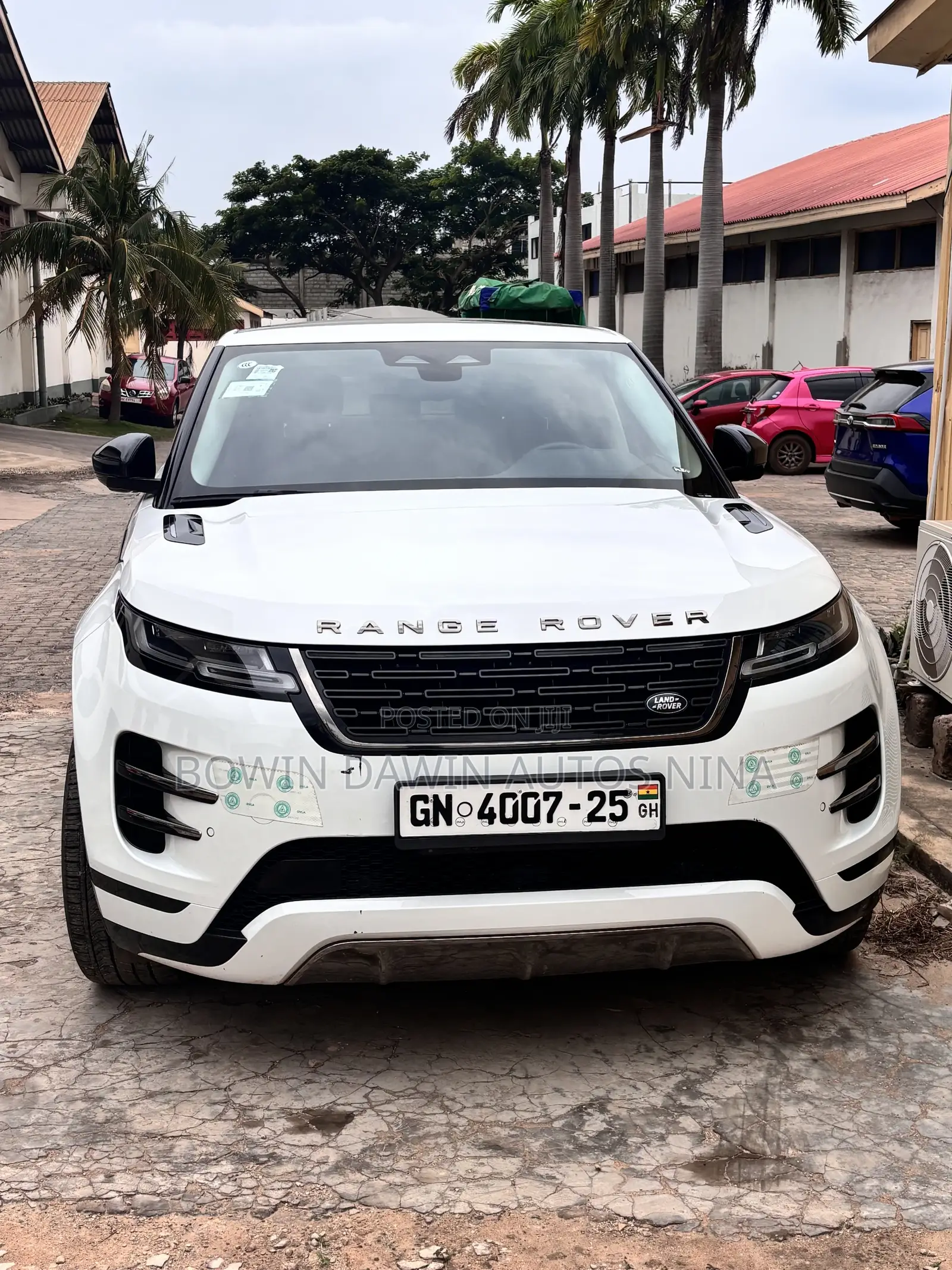Land Rover Range Rover Evoque Hoxton Edition AWD 2026 White