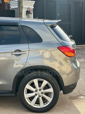 Mitsubishi Outlander 2015 Silver