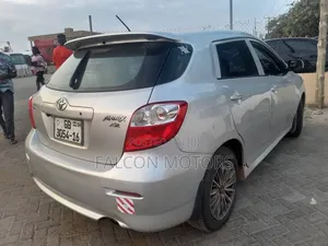 Toyota Matrix 2010 Silver
