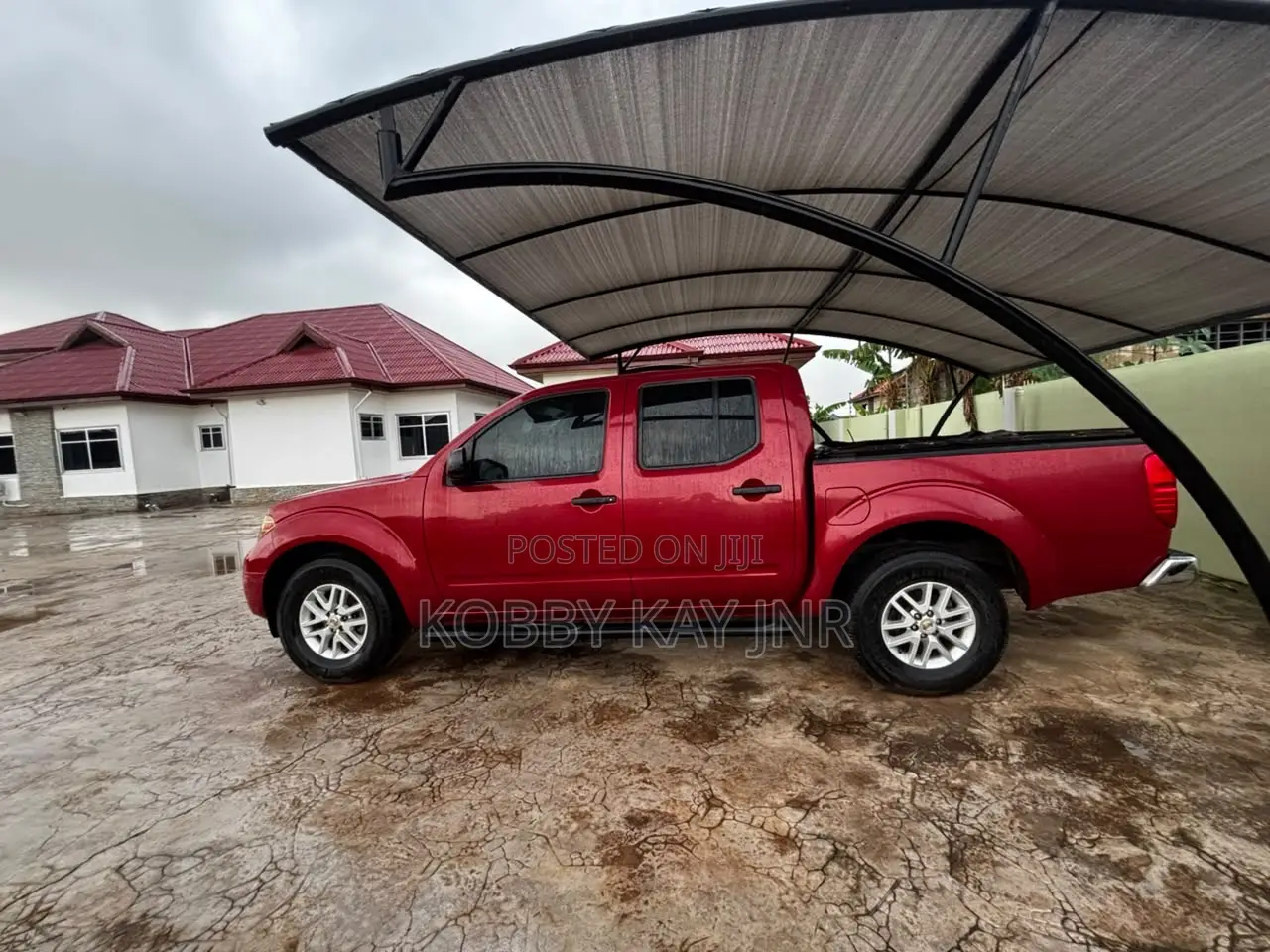 Nissan NAVARA Available for Hiring