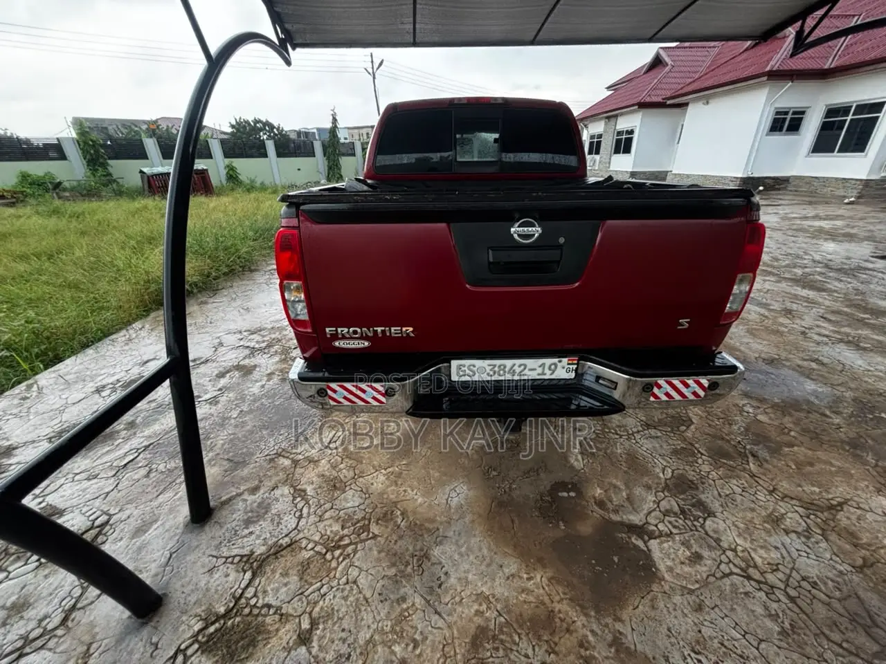 Nissan NAVARA Available for Hiring