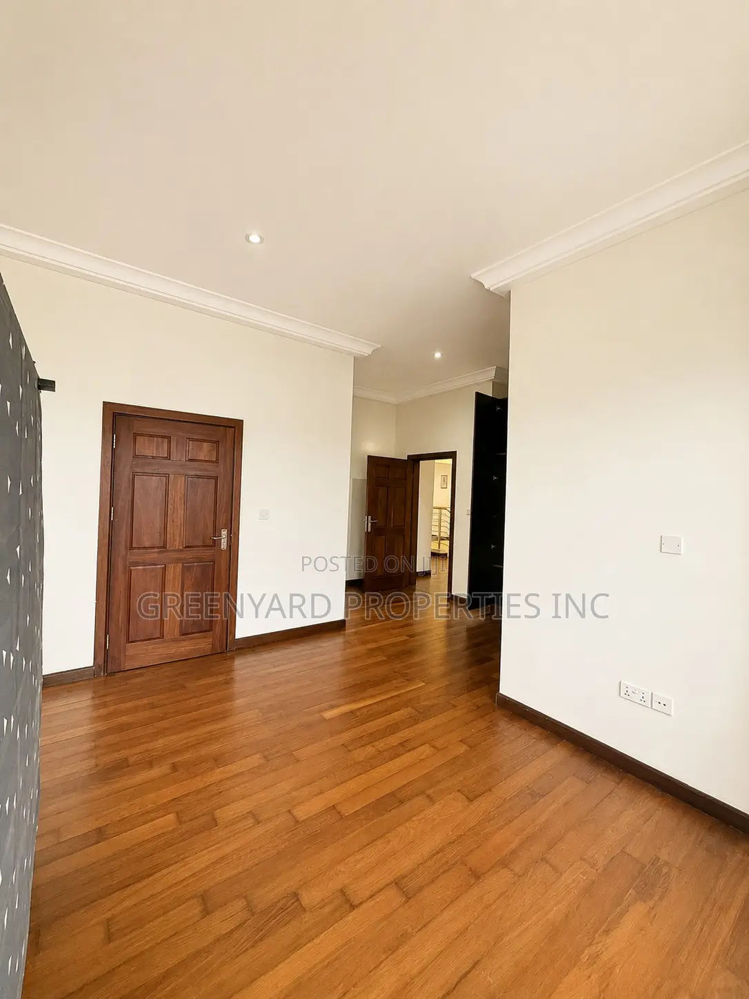 3bdrm House in A&C Mall, East Legon for rent