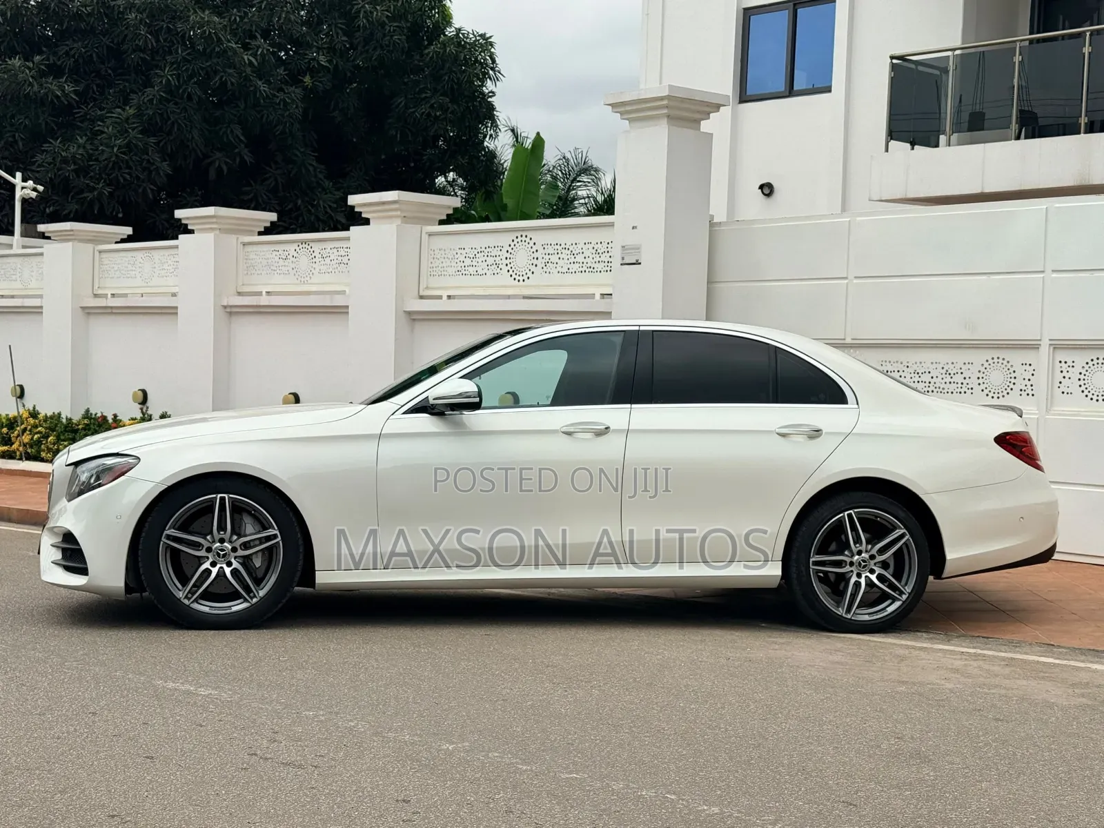 Mercedes-Benz E350 2020 White