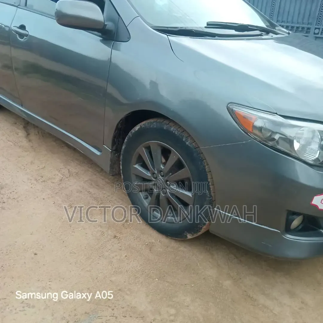 Toyota Corolla S 4dr Sedan (1.8L 4cyl 4A) 2010 Gray