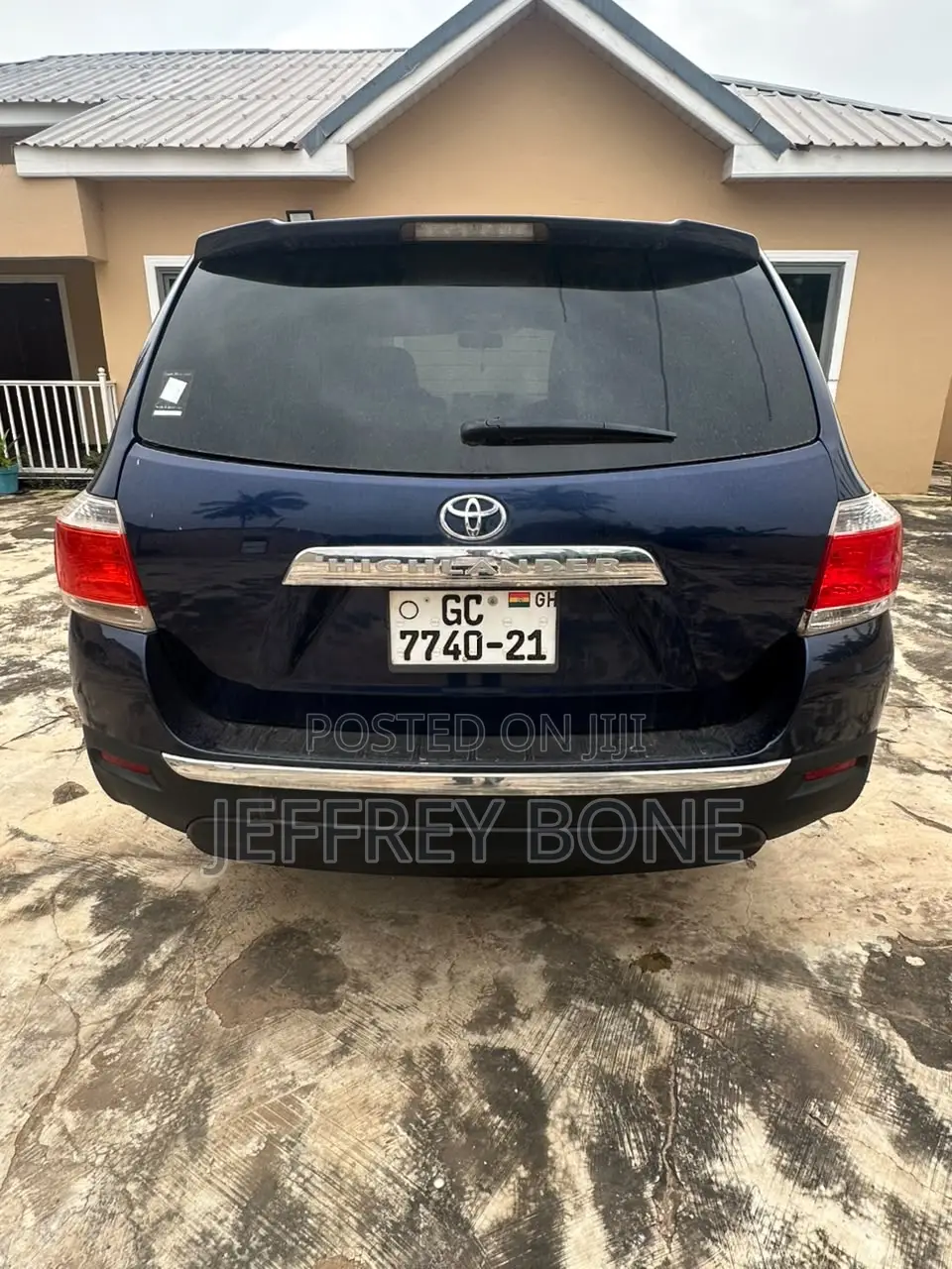 Toyota Highlander SE 2012 Gray