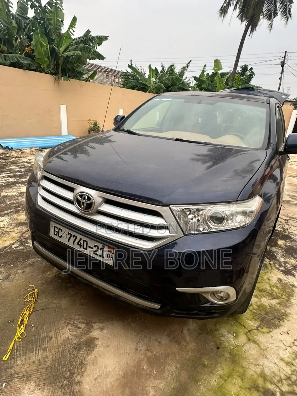 Toyota Highlander SE 2012 Gray