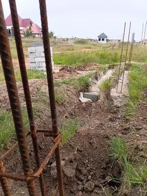 Plot With Storey Foundatoin