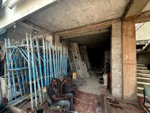 Scaffolds and Props