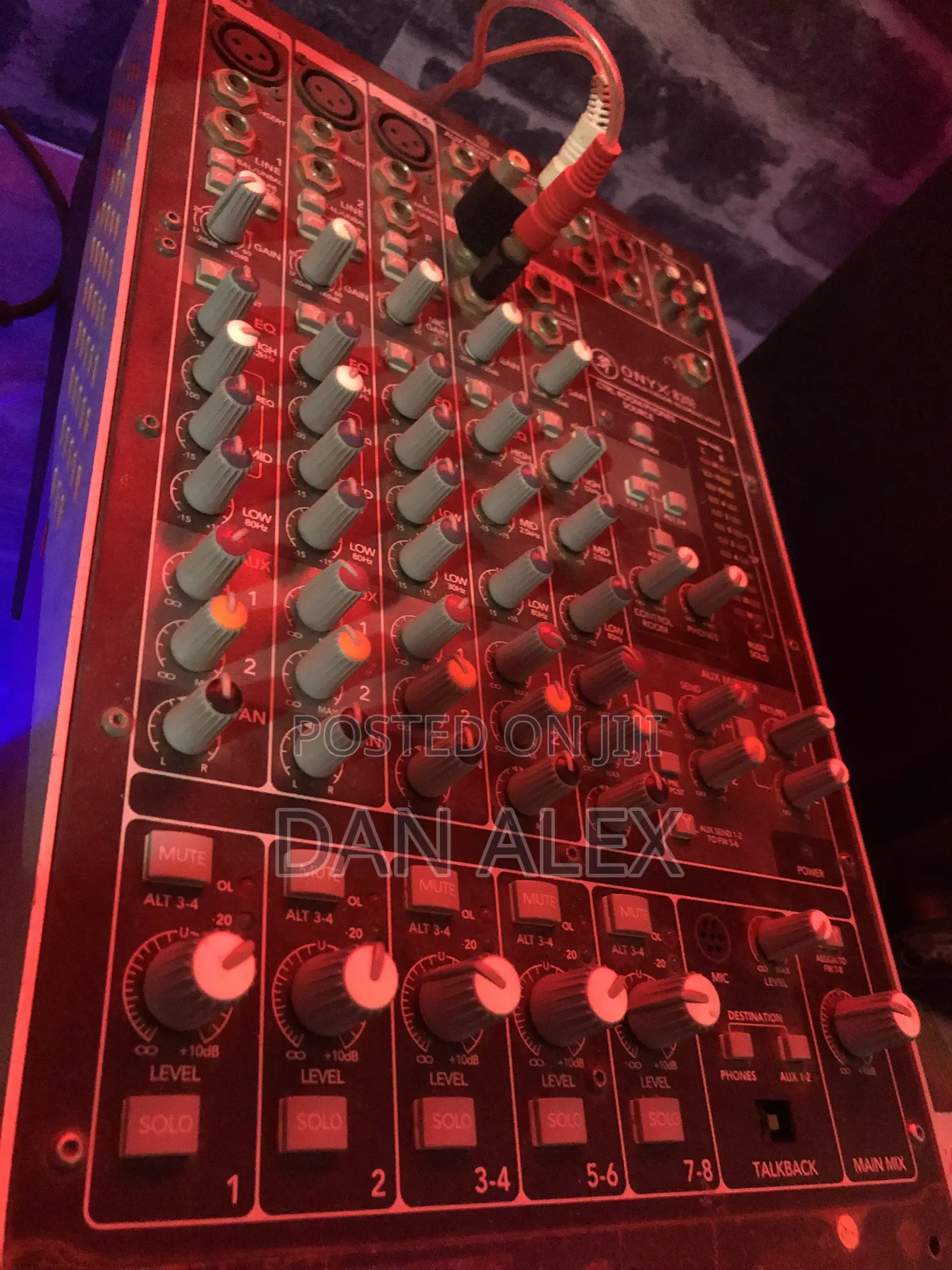 Mackie Onyx Mixer and Soundcard