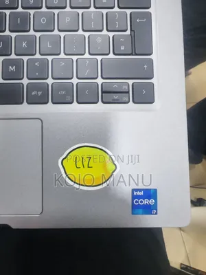 Laptop Dell Latitude 5320 16GB Intel Core i7 SSD 256GB