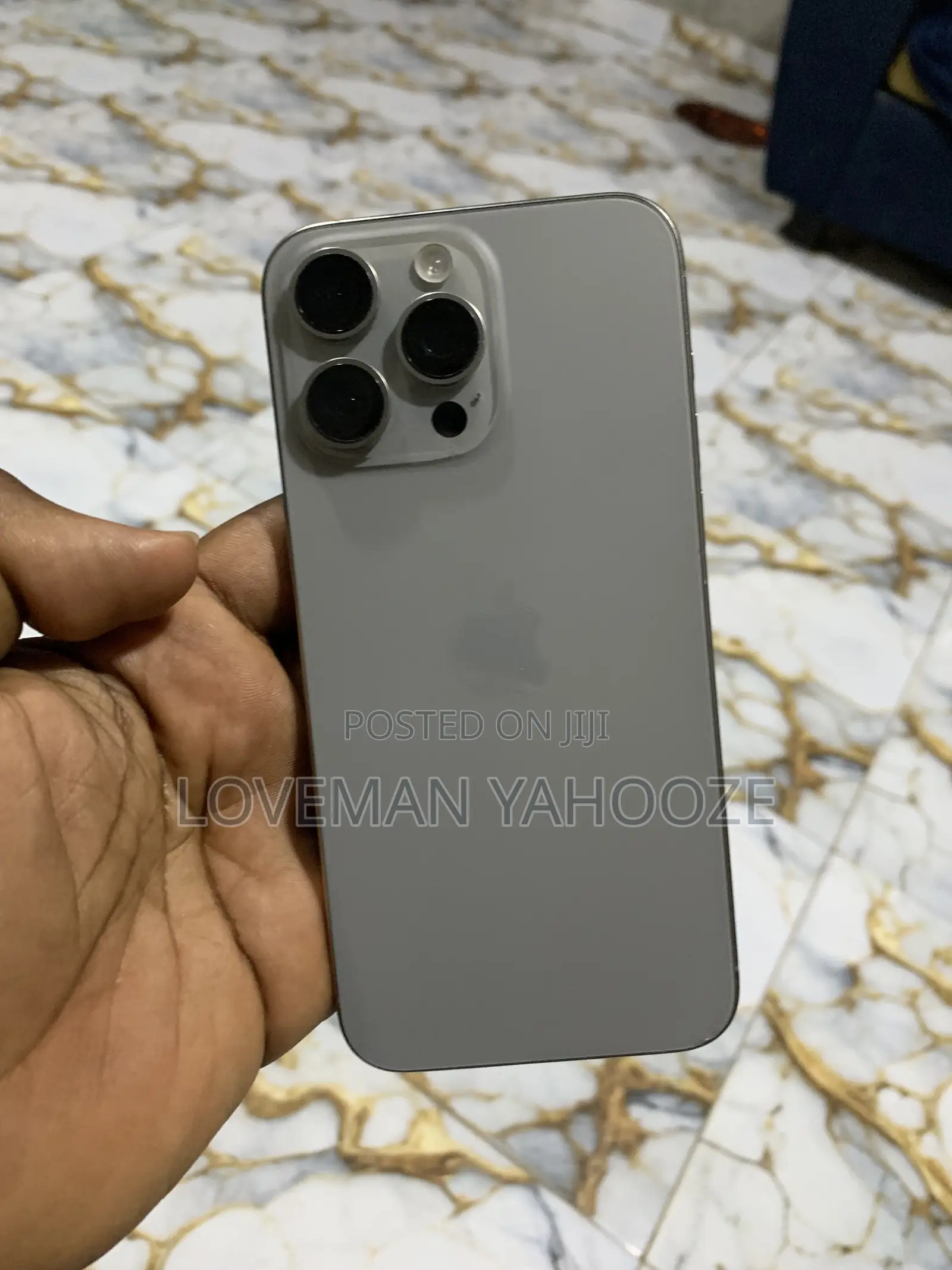 Apple iPhone 15 Pro Max 256 GB Gray