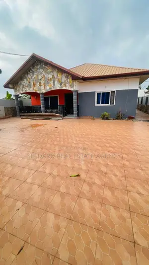 4bdrm House in Sefdard Properties, Pokuase for rent