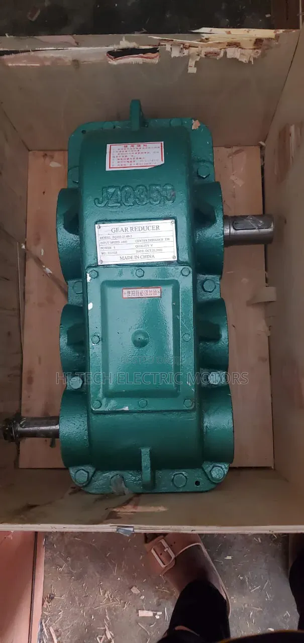 Gear Reducer/ Helical Shaft Mounted Gearbox
